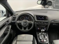 Audi Q5 3.0 TDI  Quattro S-line .7Stronic
