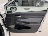 Volkswagen Golf 1.5 TSI  R-line