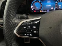 Volkswagen Golf 1.5 TSI  R-line