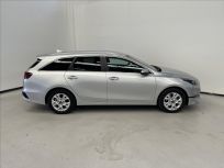 Kia Ceed 1.5 T-GDI  Top SW 7DCT