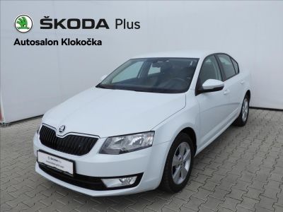 Škoda Octavia 1.6 TDI DSG Style