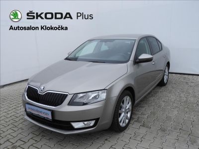 Škoda Octavia 2.0 TDI Style DSG Sedan