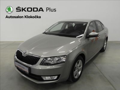 Škoda Octavia 1.6 TDI Style Sedan