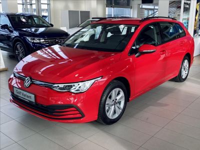 Volkswagen Golf 1.0 eTSI Life Variant