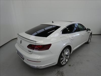 Volkswagen Arteon 2.0 TSI R-line Sedan 7DSG 4Motion
