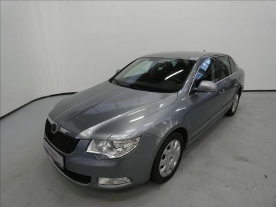 Škoda Superb 2.0 TDI Elegance 6DSG TOP STAV