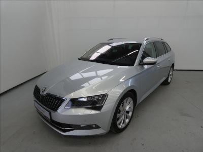 Škoda Superb 2.0 TDI 140kW Style Combi 4x4 6DSG