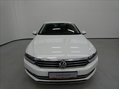 Volkswagen Passat 2.0 TDI Highline Sedan 6DSG