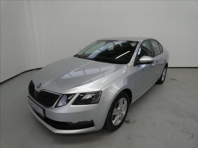 Škoda Octavia 1.6 TDI AmbitionPlus Liftback