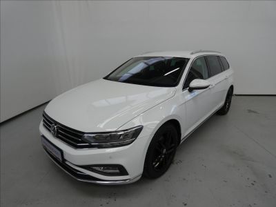 Volkswagen Passat 2.0 TDI Elegance Combi 7DSG