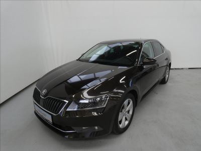 Škoda Superb 2.0 TDI AmbitionPlus Liftback