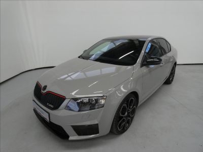 Škoda Octavia 2.0 TSI 169kW RS230 Liftback