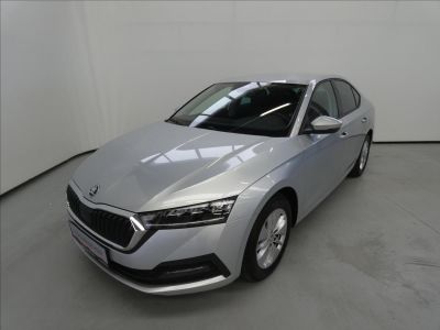 Škoda Octavia 1.5 TSI AmbitionPlus Liftback