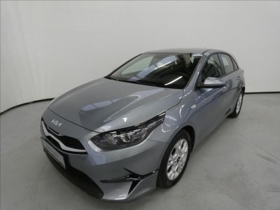 Kia Ceed 1.5 T-GDI Exclusive  Hatchback