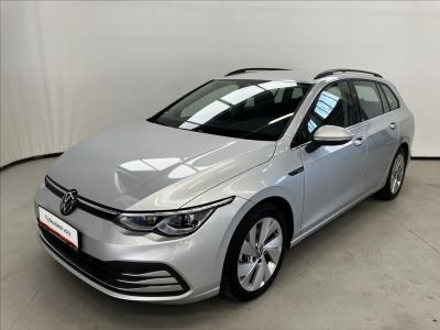 Volkswagen Golf 1.5 eTSI  mHEV DSG Style Variant