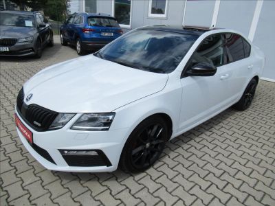 Škoda Octavia 2.0 TDI Challenge RS 6DSG