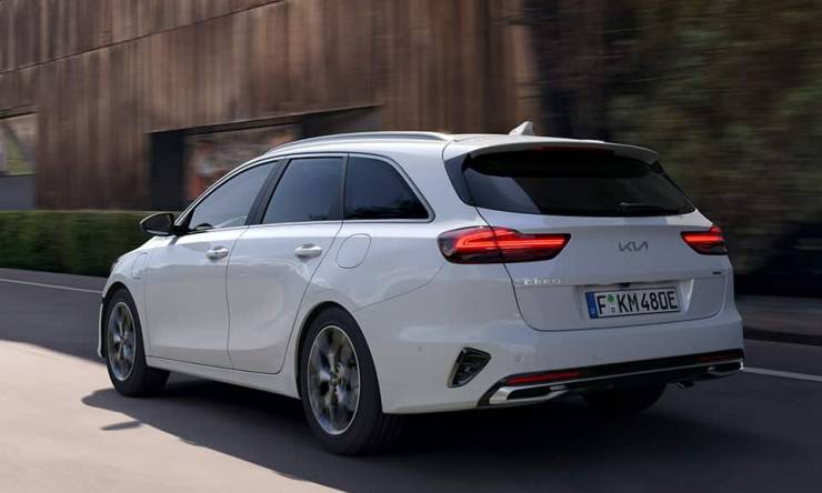 kia-ceed-sportswagon-phev-my22-rear-design